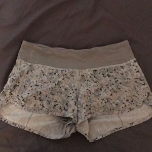 Lulu Lemon Speed Short 2.5”